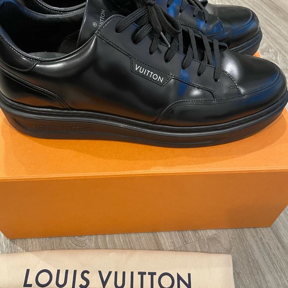 Louis Vitton Beverly Hills Sneaker. Worn twice. - Picture 4 of 4